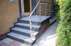 Podestplatte und Treppen aus Granit außen